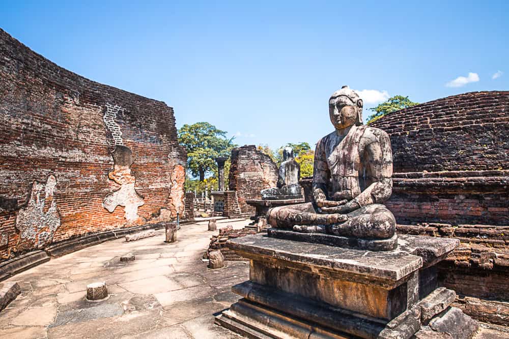 A Day in Polonnaruwa, Sri Lanka