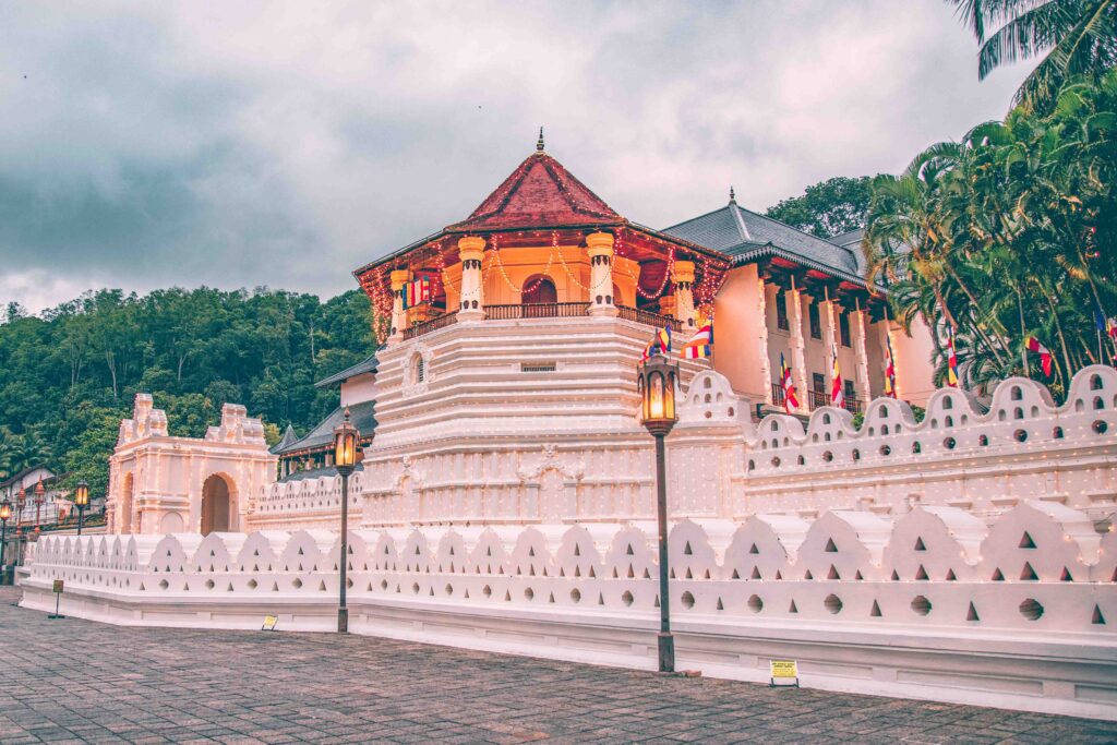 Temple of tooth relic